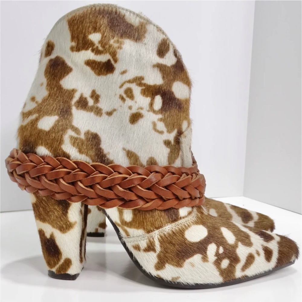 NWT Golden Goose pony hair western ankle boot